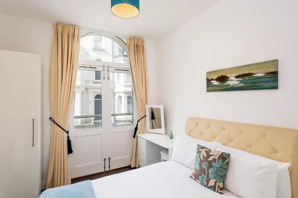 Strathmore House Apartments