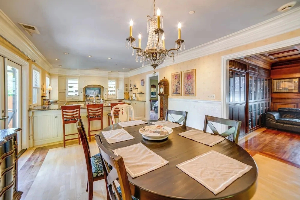 Charming Sonoma Wine Country Home Base w/ Extras