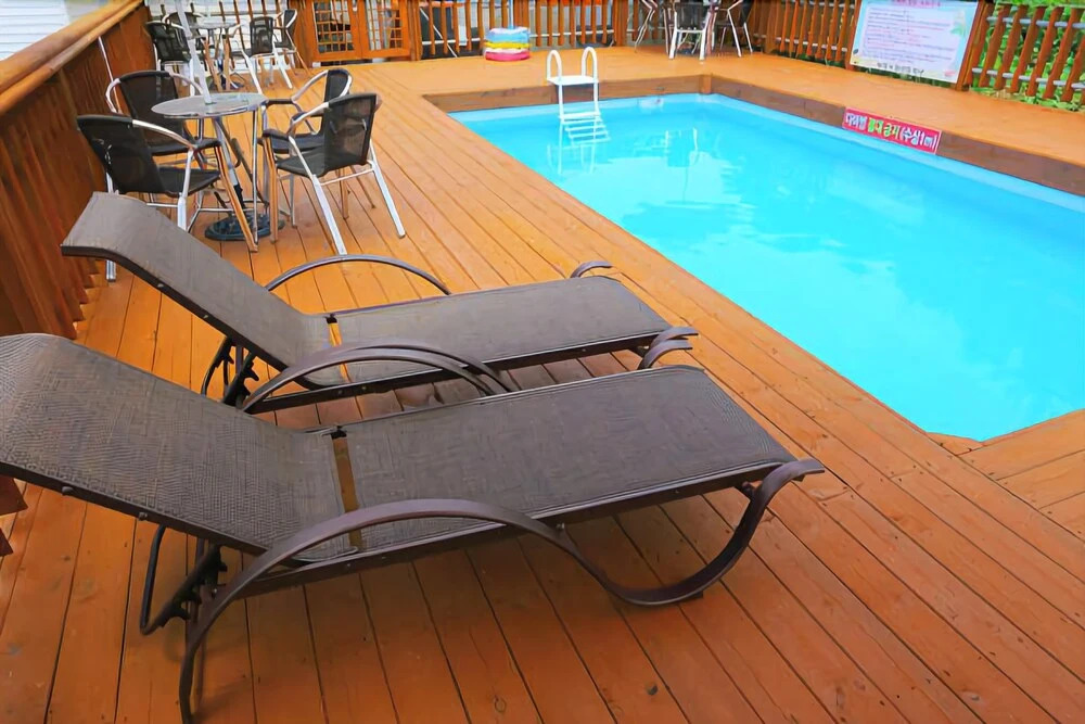Anmyeondo Beach White House Pension