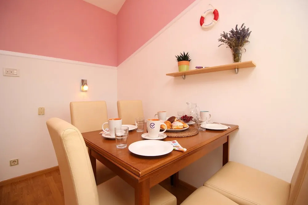 Apartments Ivona 6