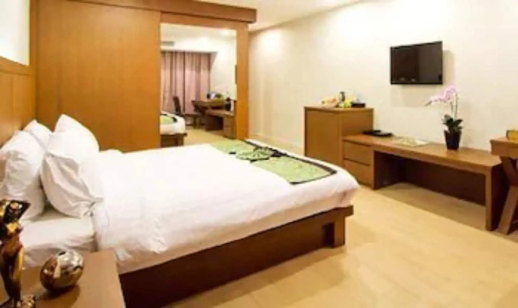 The Stay Hotel "SHA Certified"