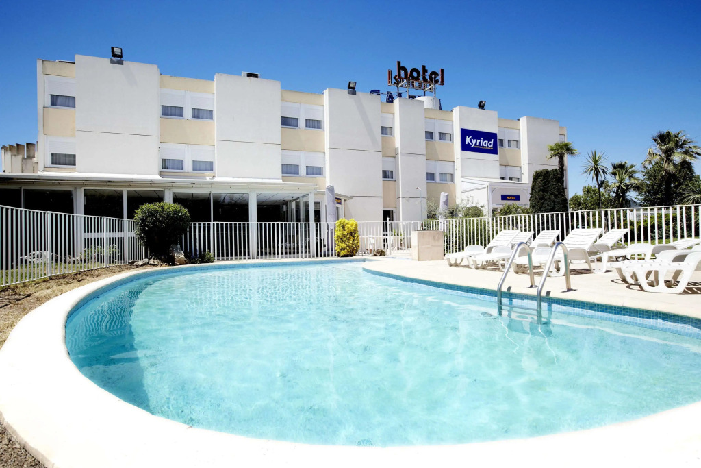 Kyriad Toulon Est Hyeres La Garde