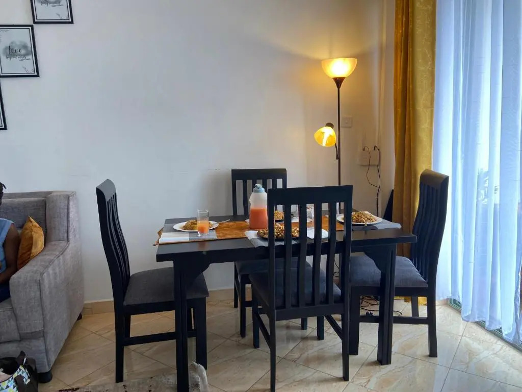 Rosemary's lovely two bedroom apartment
