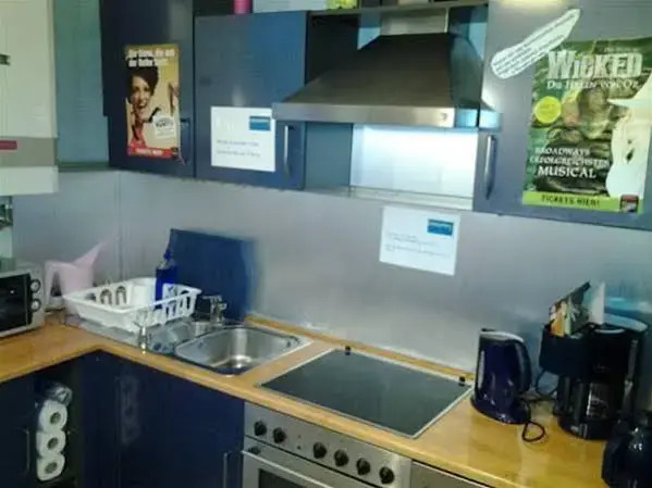 pinkhomecologne-guesthouse