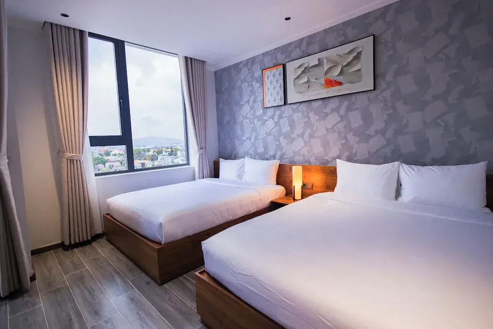 Enjoy Apartment & Hotel DaLat