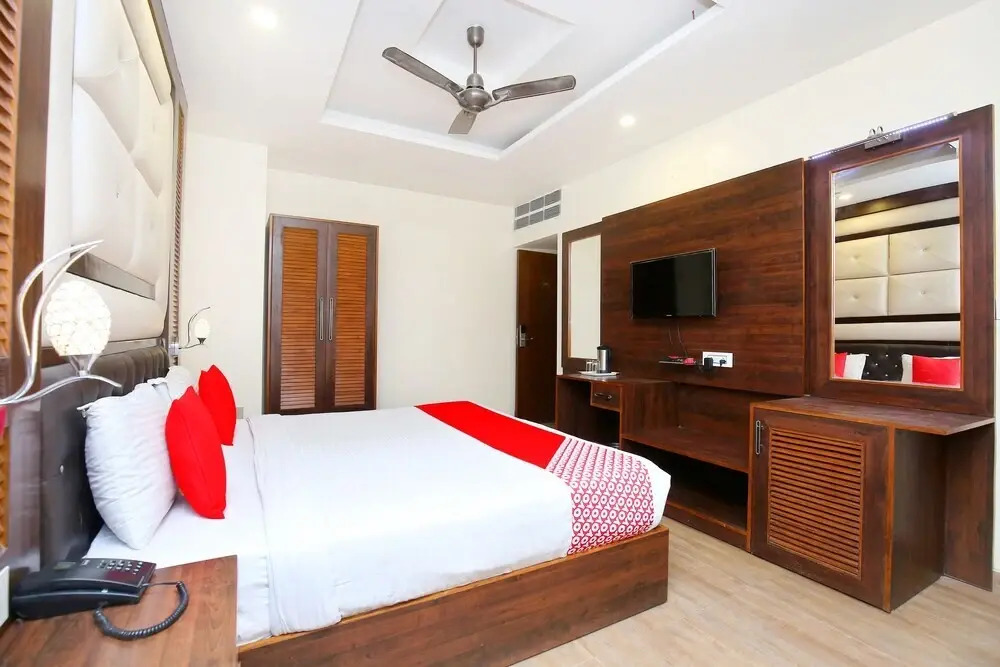 Hotel North Inn by OYO Rooms