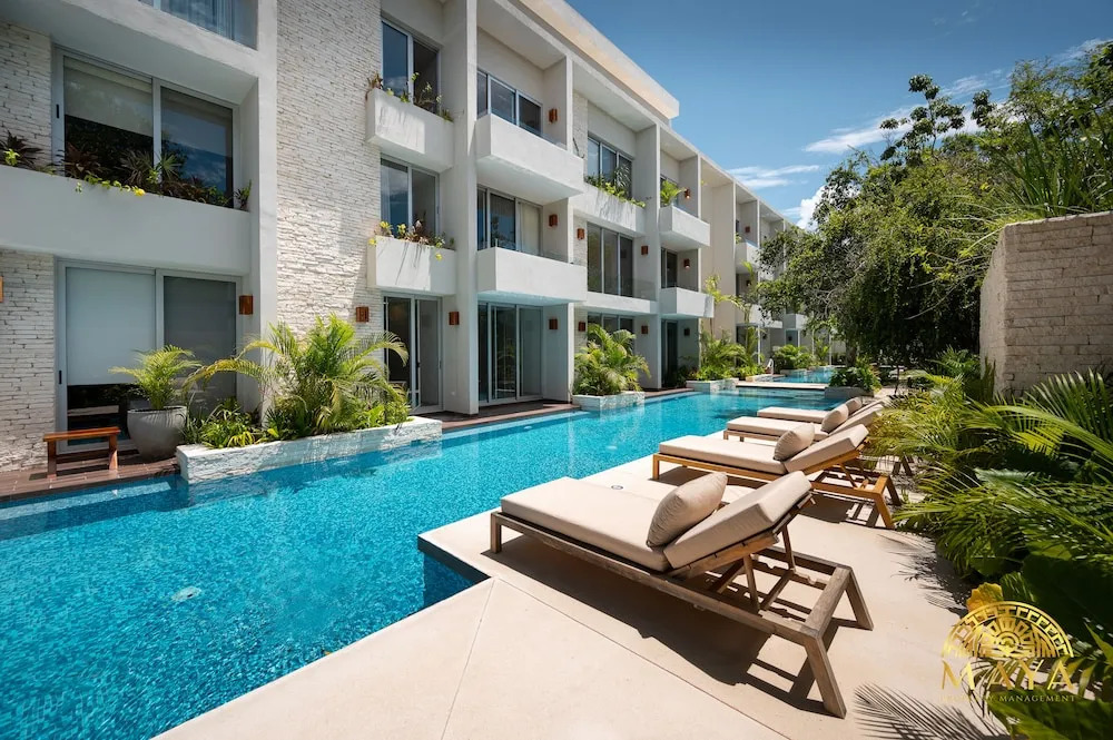 NHOA 112B Lux 1BR Condo Plunge Pool in Aldea Zama
