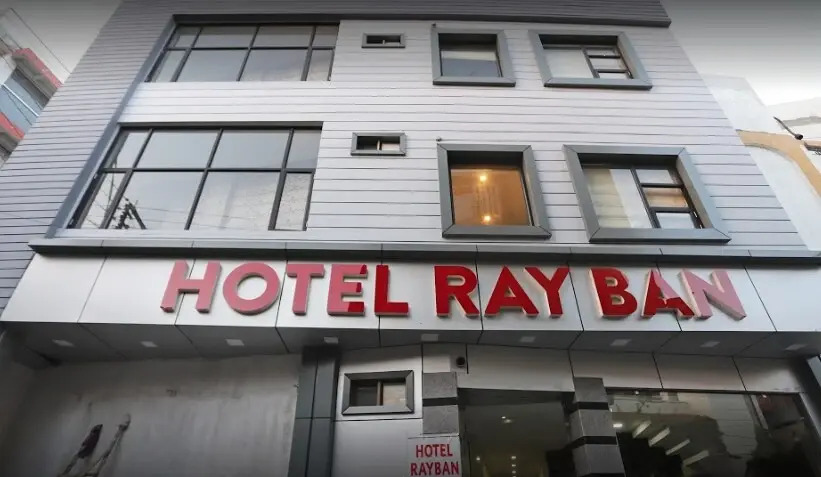 Oyo 39595 Hotel Ray Ban