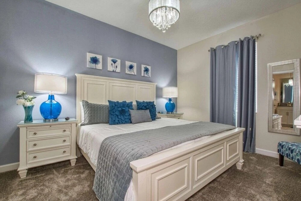 Storey Lake 8 Bed Lake Front Pool & Spa - 1684str 8 Bedroom Home by RedAwning