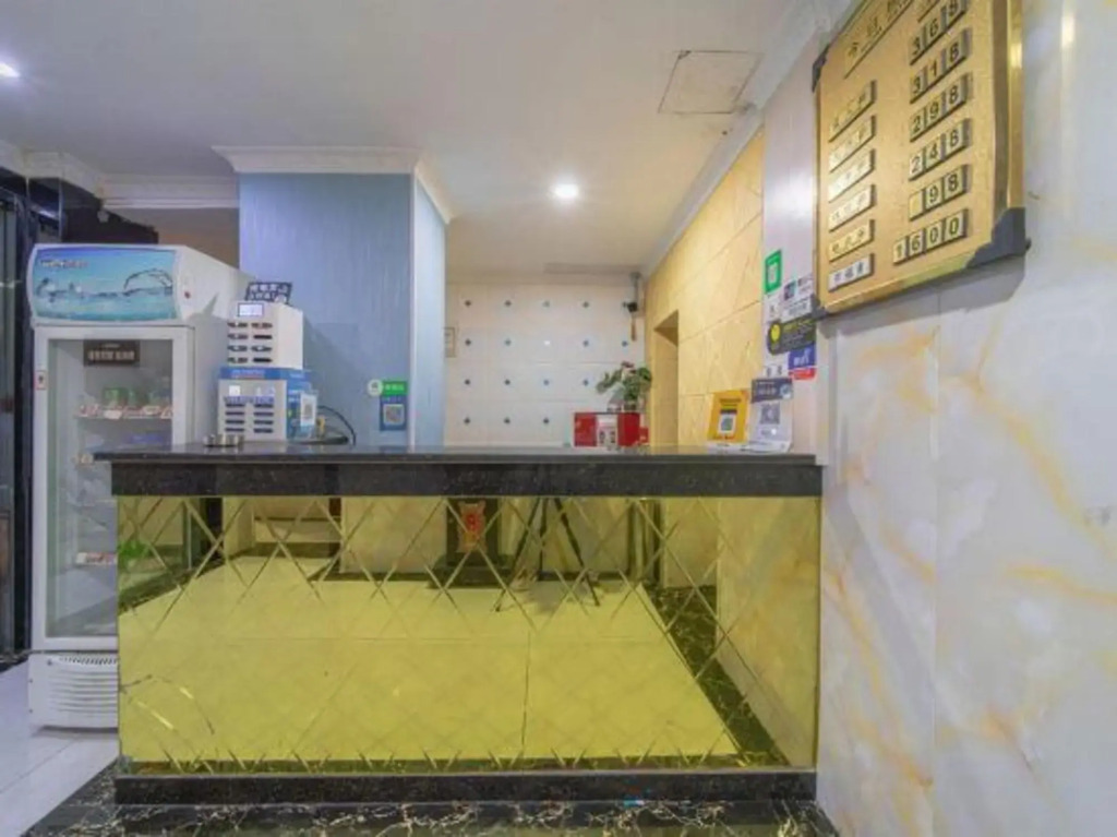 Junhong Hotel