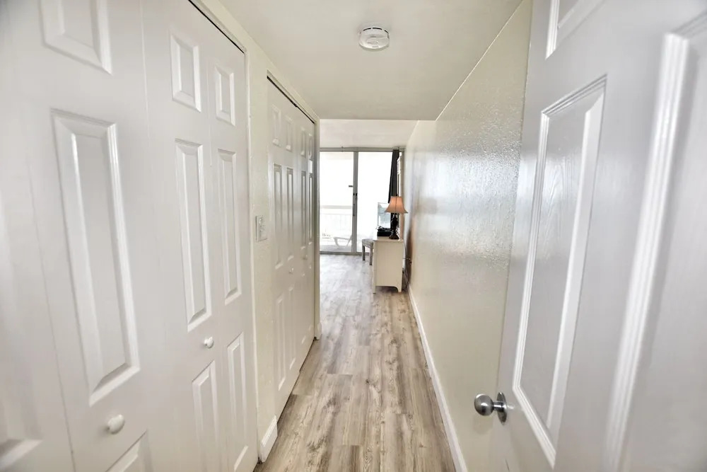 0301 Waters Edge Resort 3 Bedroom Condo by Redawning