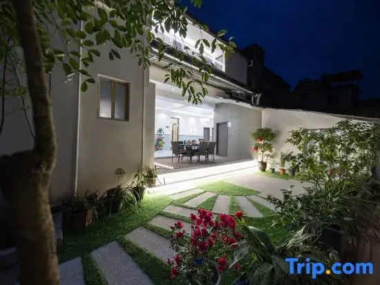 Hongya Hanshe Boutique Homestay