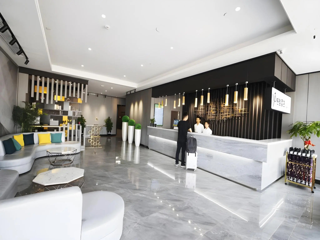 Gya Taizhou Jingjiang City South Century Plaza Hotel