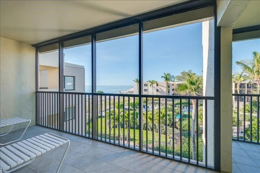 Sea Oats 321 2 Bedroom Condo by RedAwning