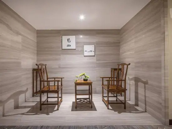 Hanshui Shanju Hotel (Danjiangkou Junzhou  Old  Street)