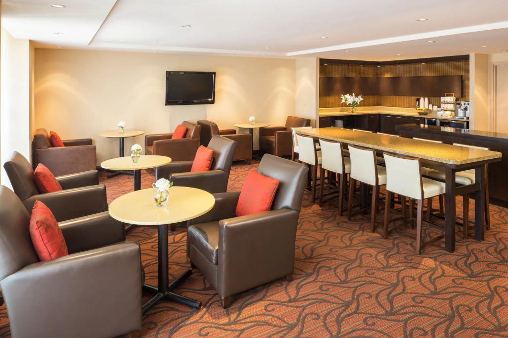 Sheraton Vancouver Airport Hotel