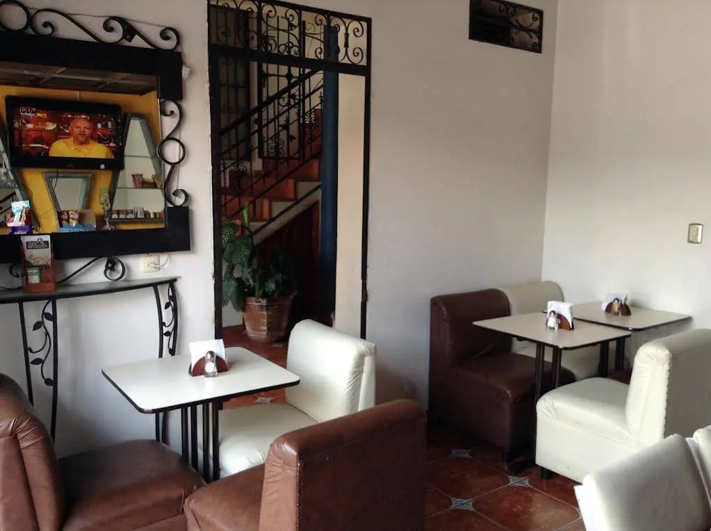 Hotel Hostal Los Faroles