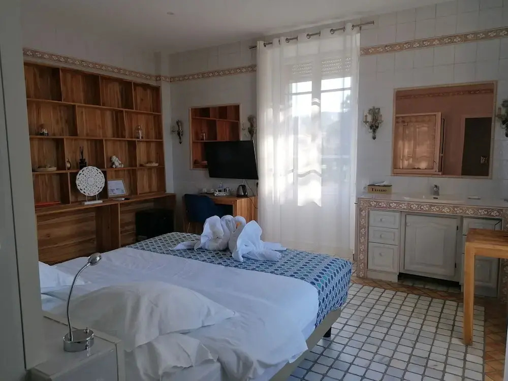 DOMAINE DE LA NERTHE- HOTEL PROVENCE MEDITERRANEE