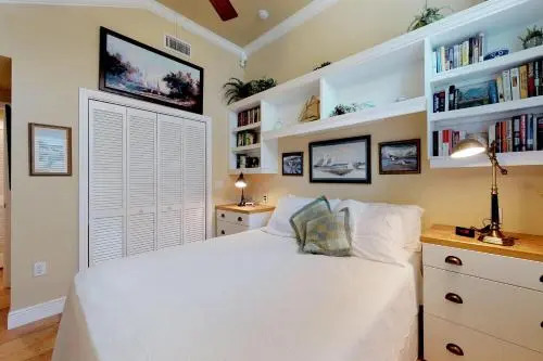 Palm Isle 3207