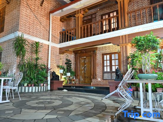 Star Valley Hotel