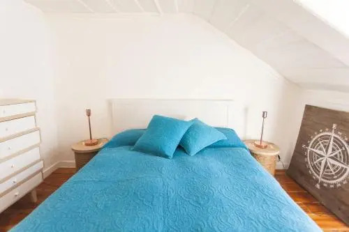 Bairro Alto Living 2BDR Duplex by LovelyStay