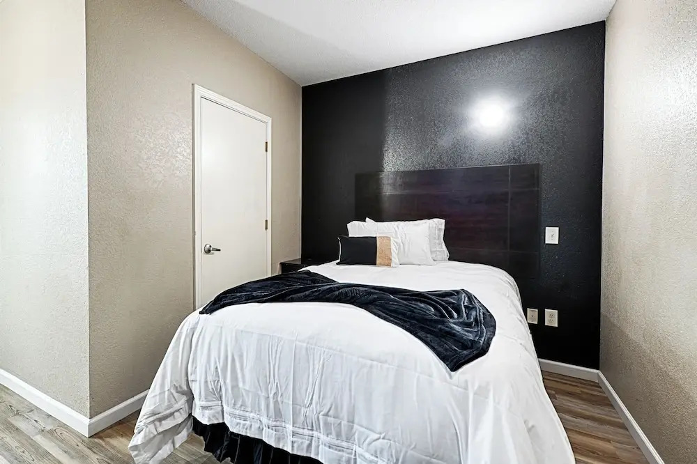 Hotel Dilley Grand