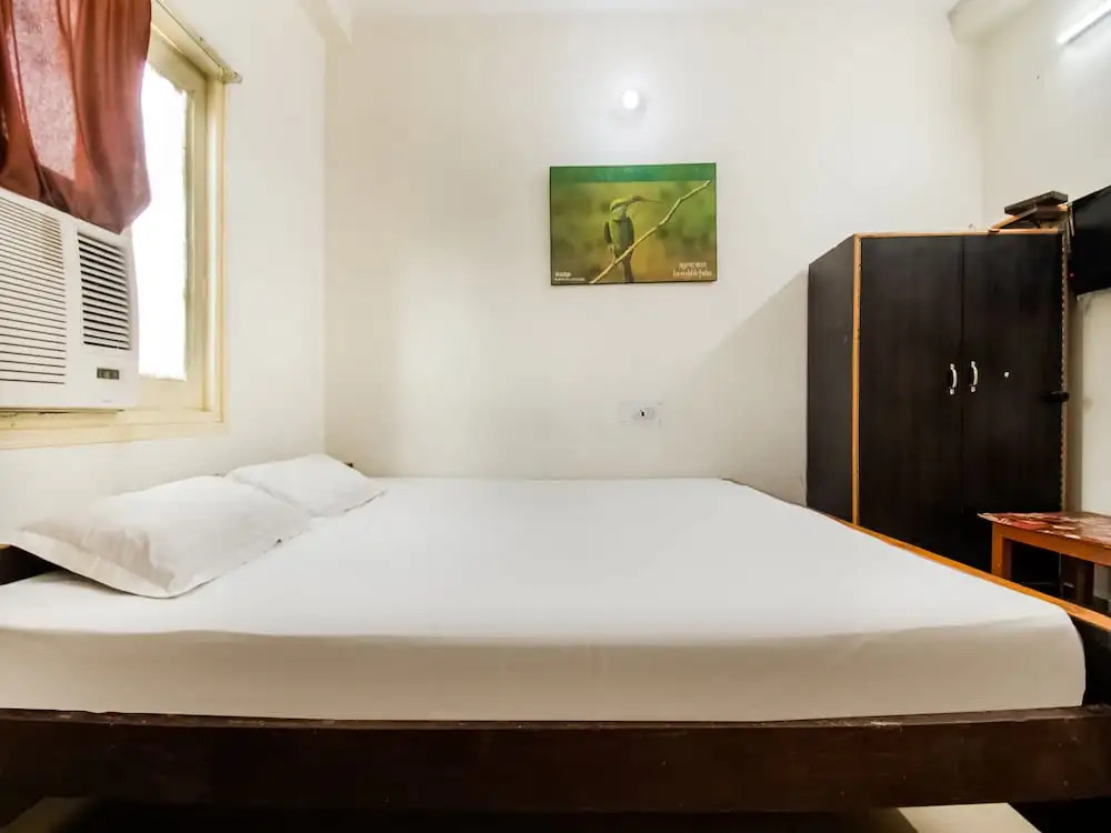 SPOT ON 8003 Hotel New Akash
