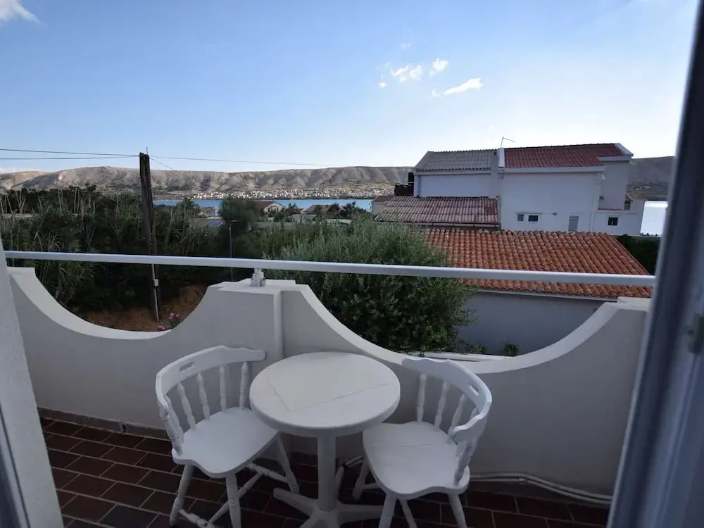 Nice Apartment With Balcony and Sea View, Outdoor Kitchen for use