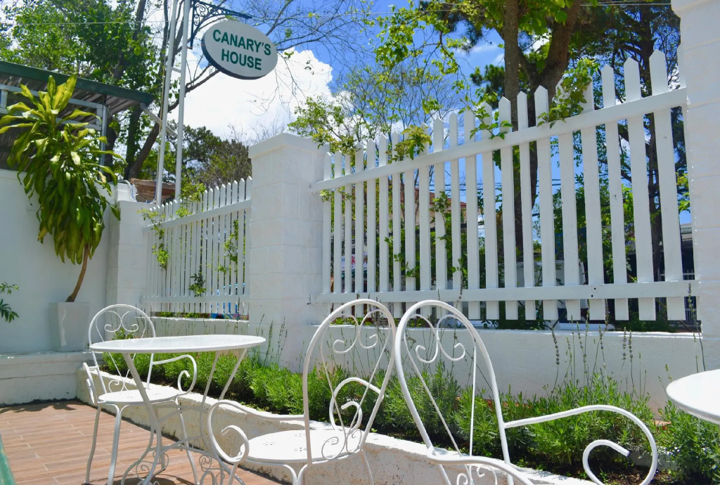 Canary House Dalat Hotel