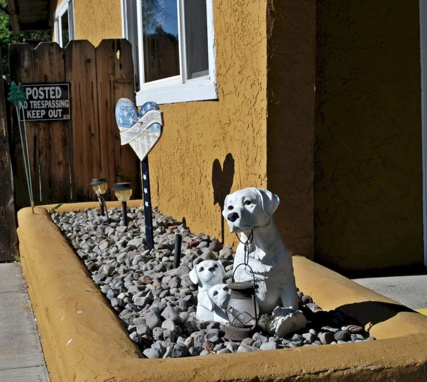 Oregon Motel 8 and RV Park