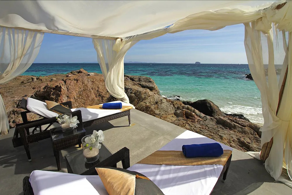 Maiton Beachfront Villa