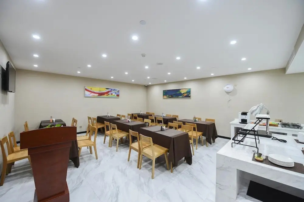 Jinjiang Metropolo Hotel Shanghai Hongqiao Airport Wuzhong Road