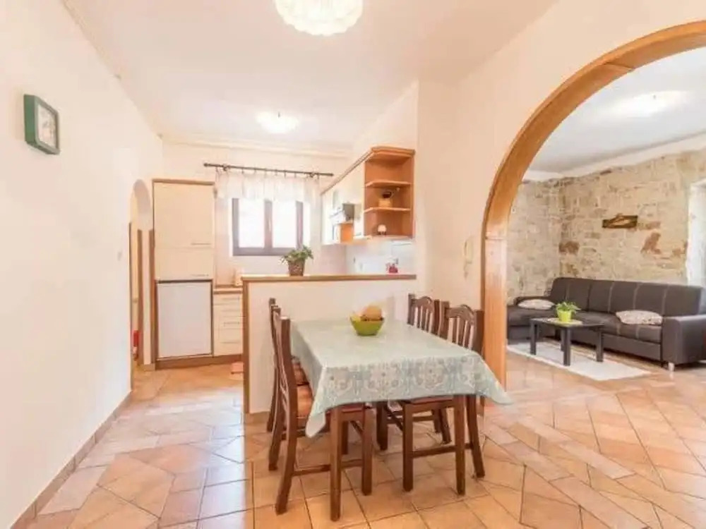 Neat Apartment on the Ground Floor Near Pula, With Shared Swimming Pool and Wifi