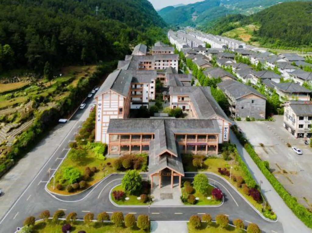 Zhiren Inn
