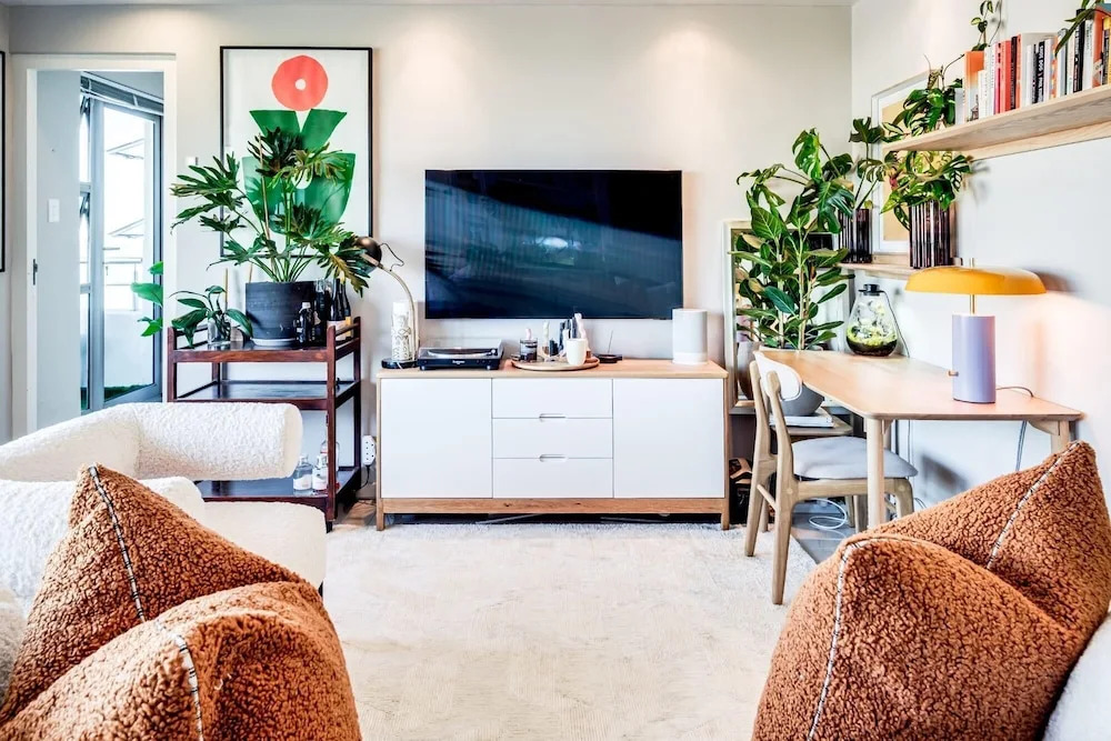 Extraordinary Stay in Mouille Point The Apartment