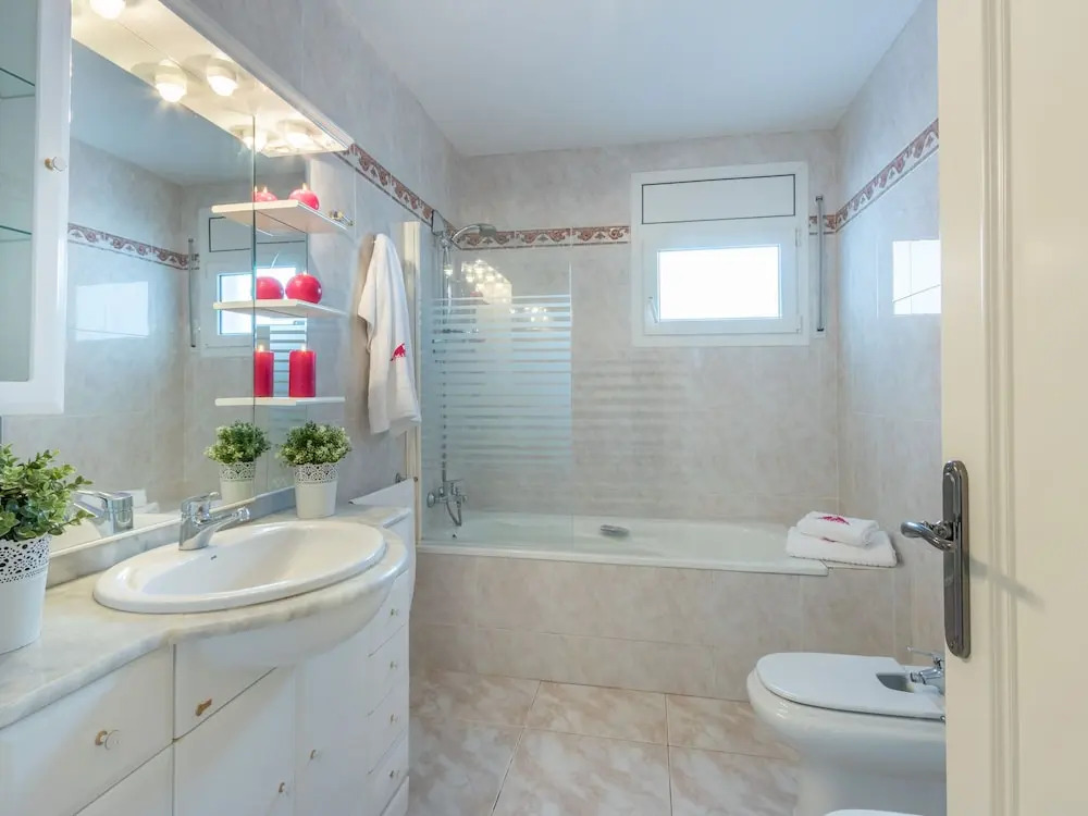 Luxurious Holiday Home in Empuriabrava With Private Pool