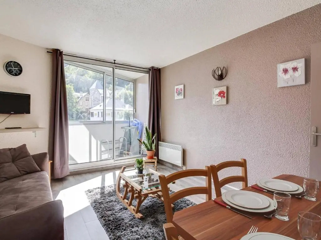 Appartement Cauterets, 1 pièce, 4 personnes - FR-1-401-78