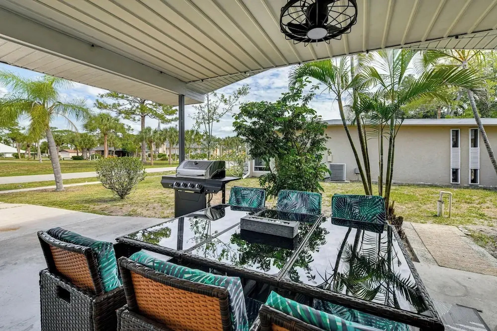 Happy Hideaway, Private Pool & Patio, North Port!