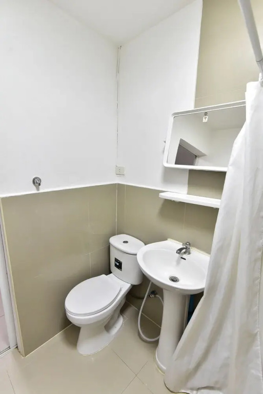 Escobar guest house jomtien