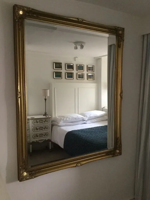 Fabulous Apt Historic House St Aubin
