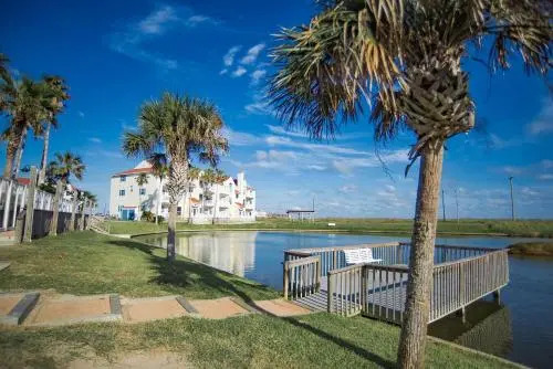 Beach View Retreat by RedAwning