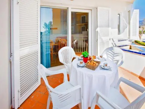 Apartment Platja de Roses-2 by Interhome