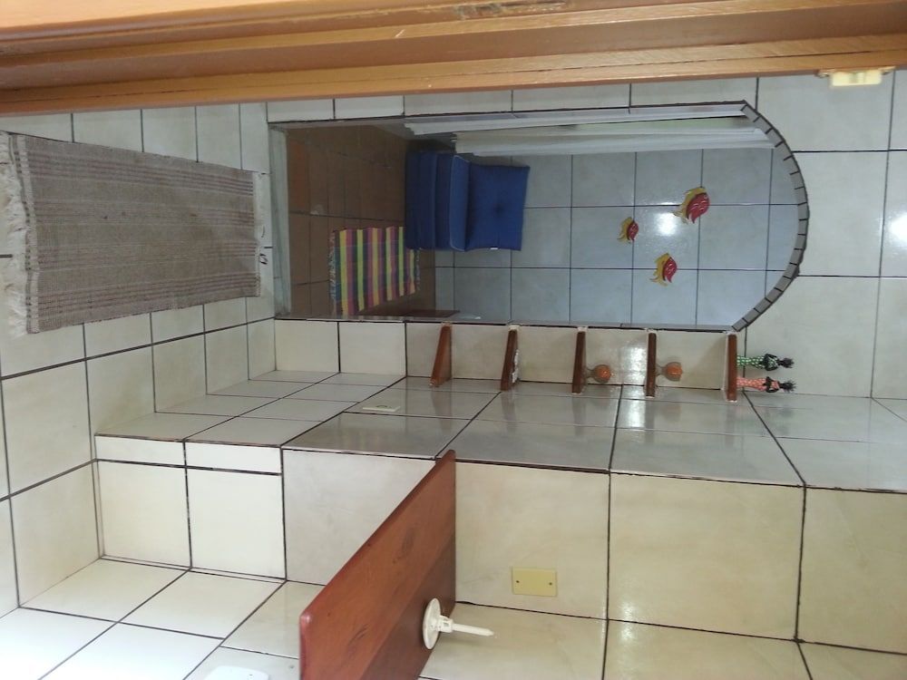 Itaúna Hostel