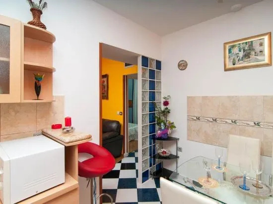 Nina Apartment