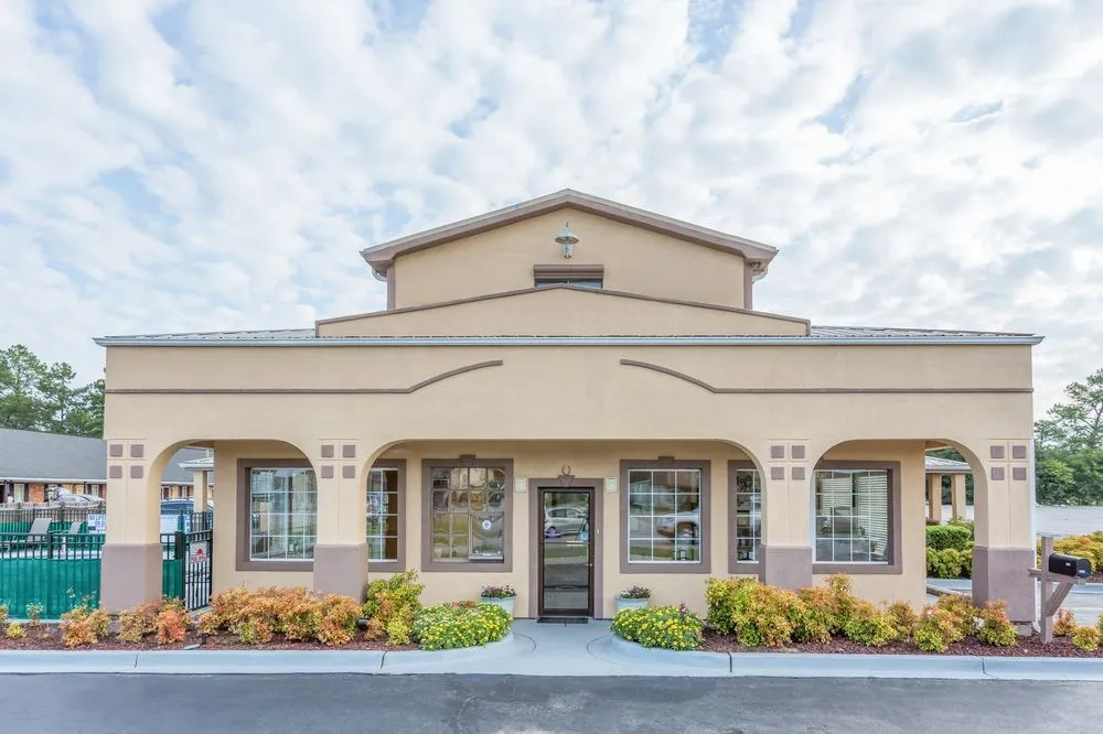 Super 8 Santee