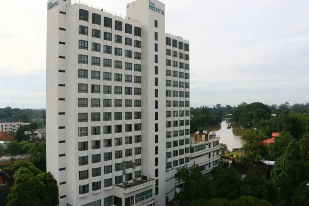 Diamond River Ping Petch-Ngam Hotel
