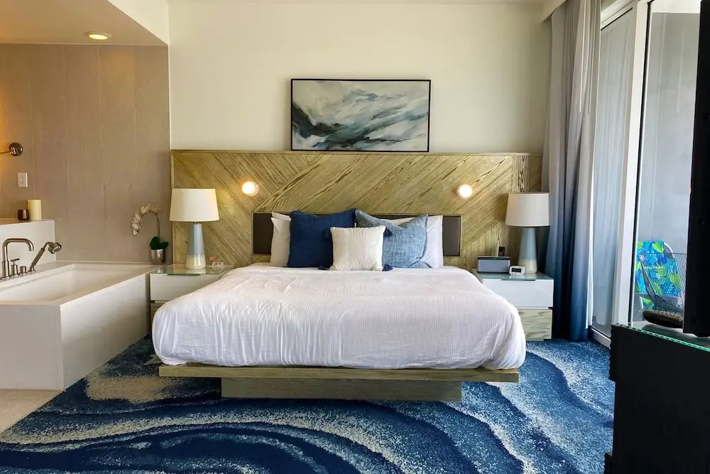 OneLuxStay at W Residences