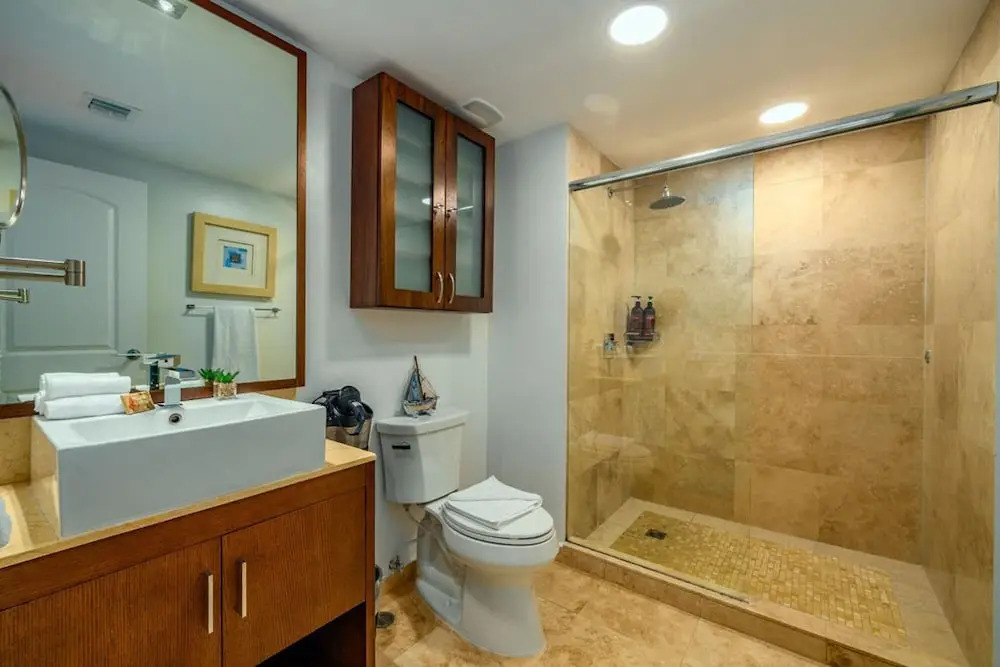 2BR 3BA Condo on Eagle Beach w Amazing Amenities