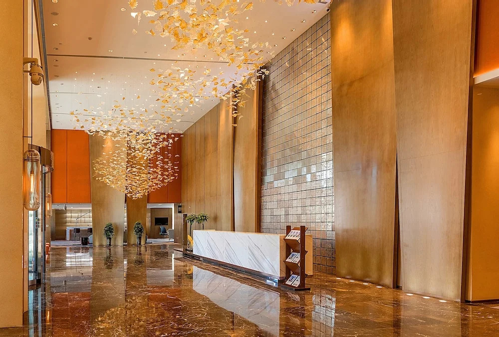 Datong Xinyu Crown Hotel