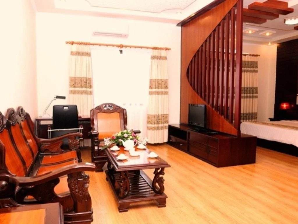 Cuu Long Hotel